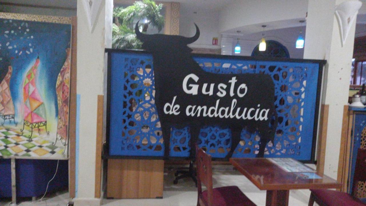 Hotel Ryad Tetouan Aeroport Екстериор снимка
